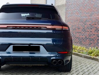 PORSCHE Cayenne TURBO 4.0 V8 E-Hybrid 740PS, - 5