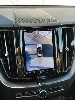 VOLVO XC60 B5 R-DESIGN - 5