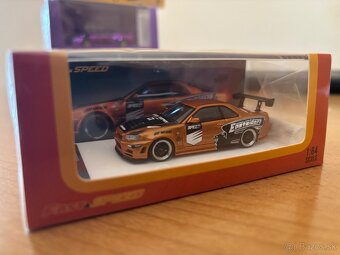 Nissan Skyline 1:64 - 5