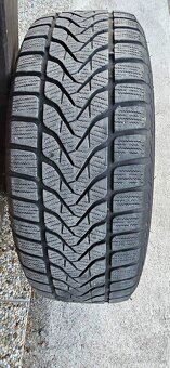 Zimna Sada disky pneumatiky Ford R18 235/ 60 - 5