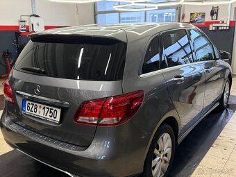 Mercedes Benz b - 5