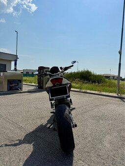 KTM Duke 690R 35kw A2 - 5