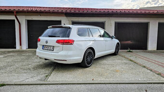 Volkswagen Passat Variant 2.0 TDI 110kW Highline 7/2015 - 5