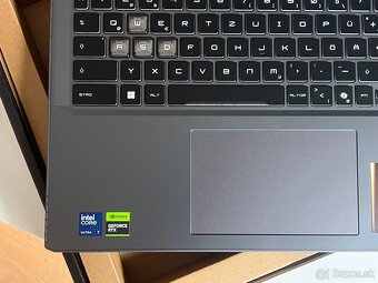 MSI Vector 16 HX (RTX 5070Ti) - 5