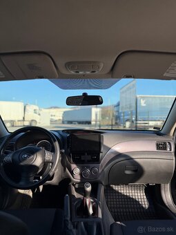 Subaru Impreza 2.0r - 5