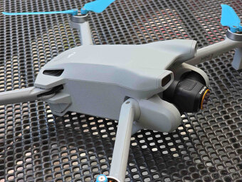 DJI Mini 3 Fly More Combo - 5