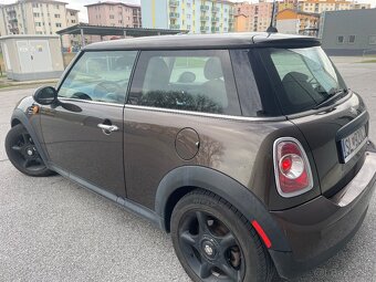 MINI Cooper ONE 1.6 2010 55 kW - 5
