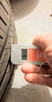 Goodyear - Efficient Grip Performance 2 195/55 R16 91V - 5