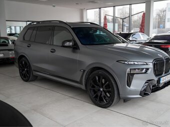 Bmw X7 M60i - 5