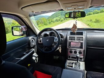DODGE NITRO 2.8 crd R/T 4x4 - 5
