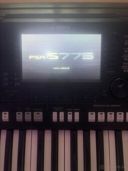 Yamaha Psr S775 - 5