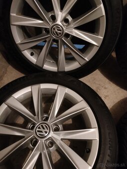 4ks alu disky orig. Vw 5x112 R17 pneu 205/55 R17 8mm - 5