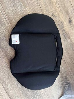 Cybex Aton B2 + isofix - 5