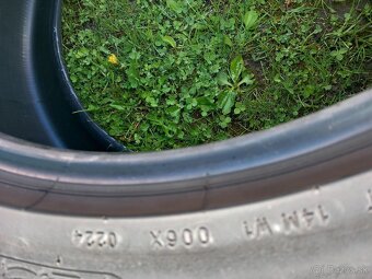 325/35 r22 letne pneumatiky - 5