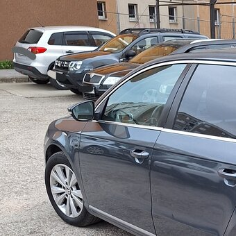 Volkswagen Passat - 5