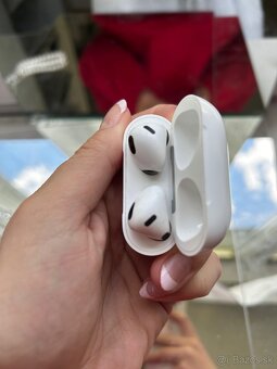 Apple AirPods 3 generácie - 5