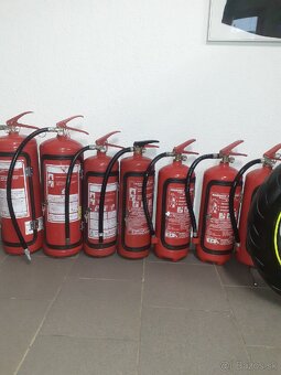 Predám hasiaci prístroj bar - 5
