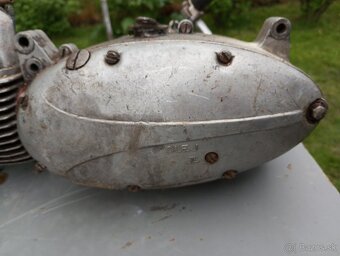 Predám motor Jawa 20,21,23 - 5