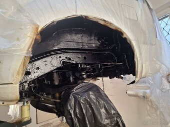 Predám Nissan Pathfinder 2,5 diesel - 5