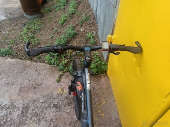 PREDÁM CELOODPRUŽENY HORSKÝ BICYKEL B-TWIN - 5