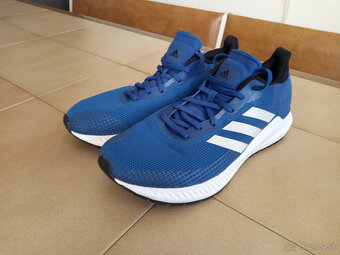 Panske bezecke tenisky ADIDAS SolarBlaze. - 5