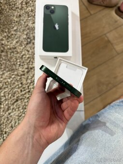 Predám Iphone 13 green 128gb vo veľmi dobrom stave - 5