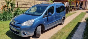 Citroen Berlingo 1,6hdi 2011 82kw panoramatická strecha - 5