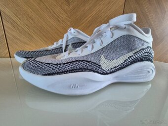 Basketbalové tenisky Nike GT Hustle Academy, veľ. 44 - 5
