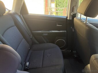 MAZDA 3 - 5