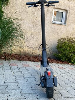 Bongo cecotec elektrická kolobežka - 5