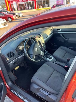 Volkswagen Golf 5 1.6 - 5