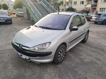 Peugeot 206 FACELIFT 1.1 benzín 44kw R.V2004 - 5