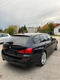 BMW Rad 5 F11 530D M-Packet = Navi, A/T, F1 Riadenie = - 5