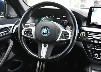 BMW Řada 5 530e PHEV M-SPORT xD HUD 1M ČR 215 kw - 5