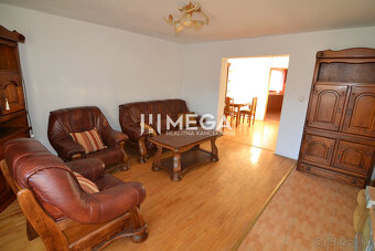 Na prenájom priestranný rodinný dom v obci Modra nad Cirocho - 5