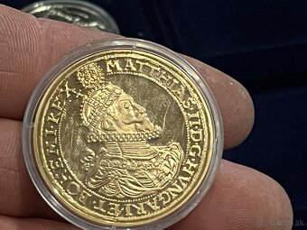 Predám 5x pozlátené a postriebrené mince na foto. - 5