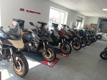 QJMOTOR SRT800SX - 5