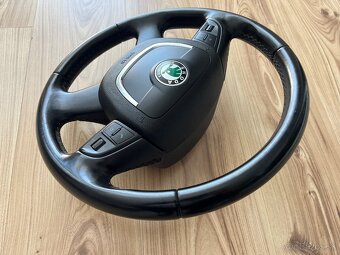 Multifunkčný štvorramenný kožený volant škoda - 5