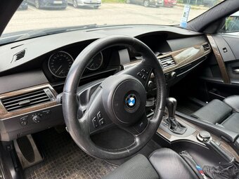 Na predaj BMW e61 530XD 196,5KW (265 koní). 318000km. - 5