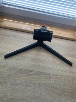 SAMSUNG 24" - 5