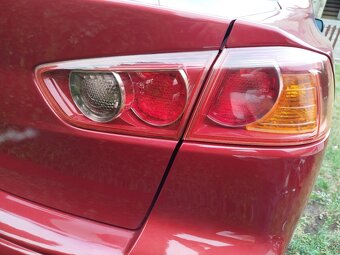 Mitsubishi lancer 2011 1.6 benzin - 5