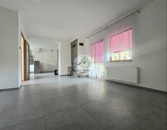 Na predaj priestranný RD, Valaliky, KE-okolie - 5