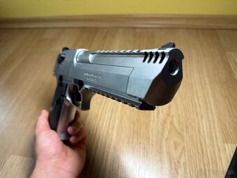 Airsoftová pištoľ Desert Eagle .50 AE, kovový záver, plyn Bl - 5