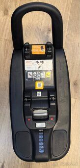 Autosedačka Joie i-Venture + základňa isofix i-base Advance - 5