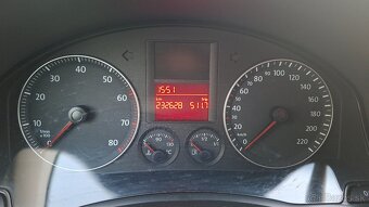 Volkswagen Golf 5 - 5