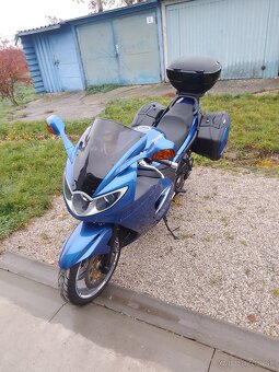 Triumph Sprint ST 1050 - 5