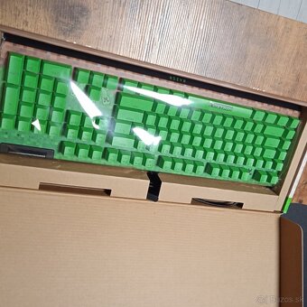 Herná klávesnica Razer BlackWidow V 4 Minecraft Nová - 5