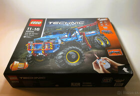42070 LEGO Technic 6x6 All Terrain Tow Truck - 5