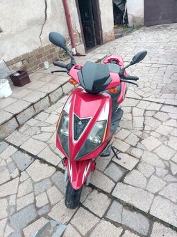 Predám skuter 50 ccm z TP - 5