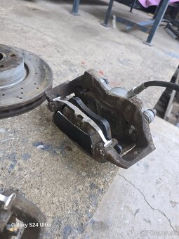 Predam predne brzdy na mercedes w204,c207,w210 - 5